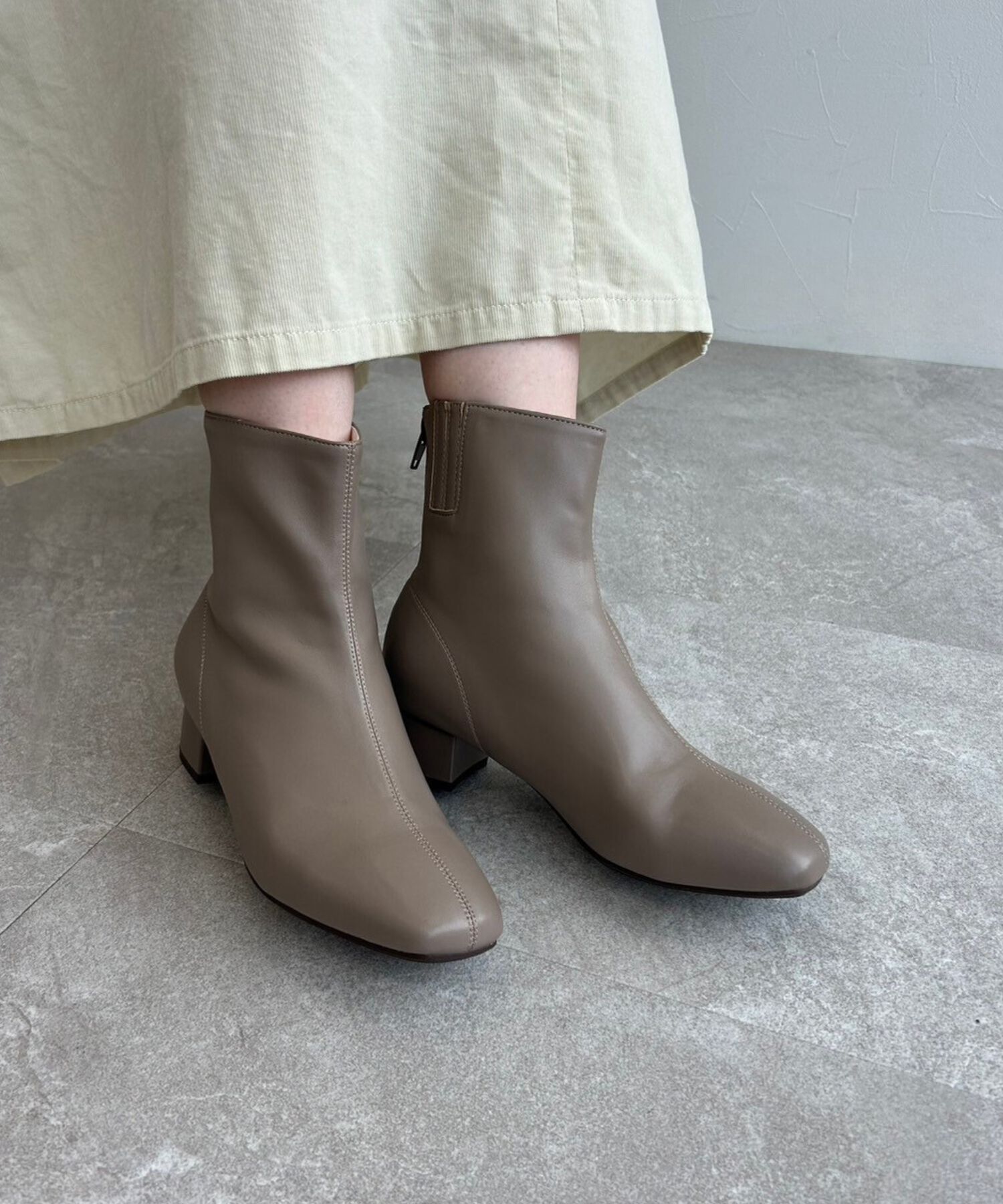 ORiental TRaffic「ソフトレザー メタリックライン ブーツ /31409 柔らかい 履き口に隠しゴム付き」|ショートブーツ|