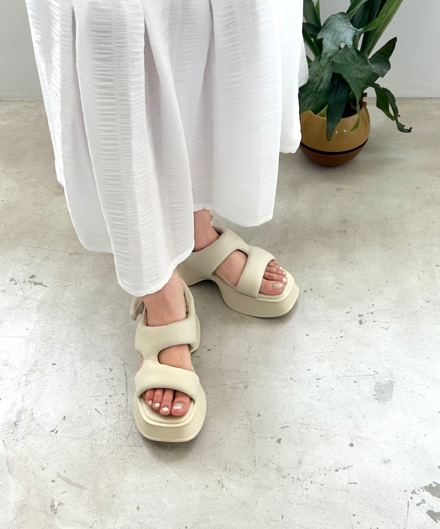 ORiental TRaffic「【定番】パデットベルトフレアソールサンダル/41235 サンダル」|サンダル|