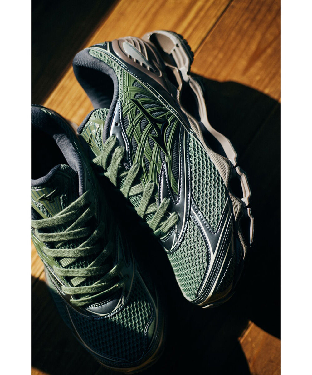 MIZUNO「WAVE PROPHECY LS」|スニーカー|