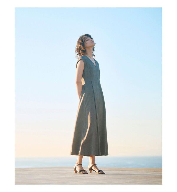 Demi-Luxe BEAMS 「AK+1 / Vネック フレア ノースリーブ ワンピ―ス」|ワンピース|BLACK