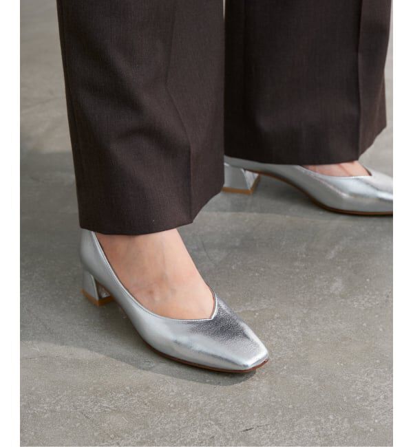  「《追加》4cmスクエアVカットパンプス」|パンプス|