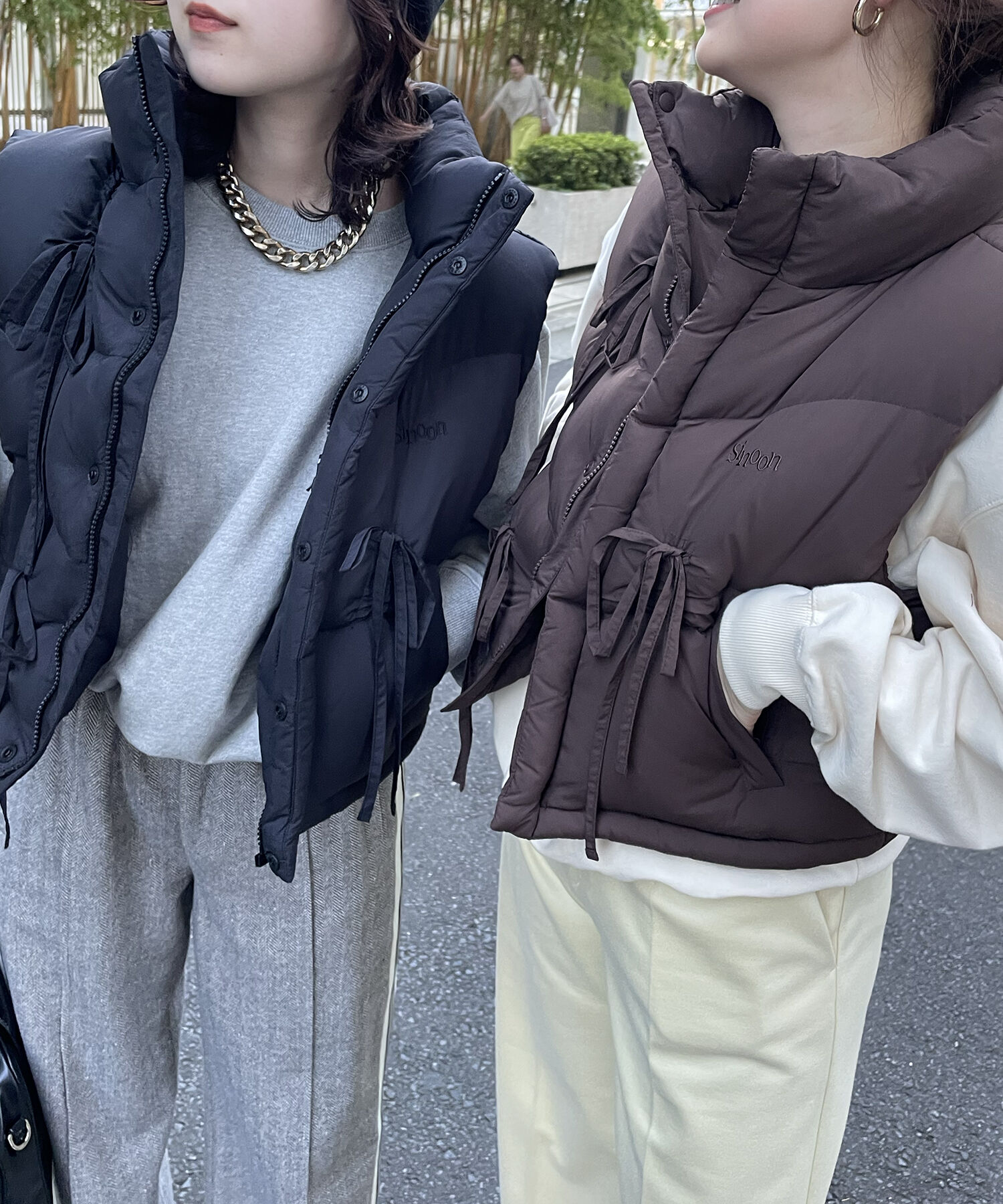 VIS「【韓国人気ブランド/sinoon】リボンディテールダウンベスト」|ダウン|