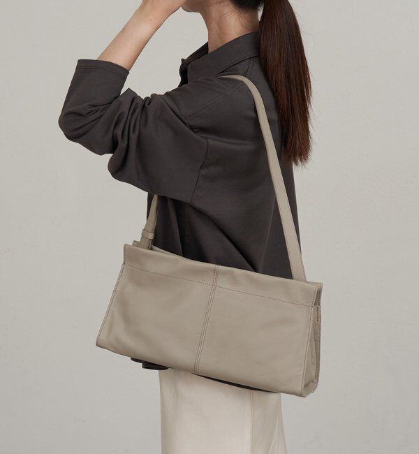  「レザーショルダーバッグ」|ショルダー・メッセンジャー|