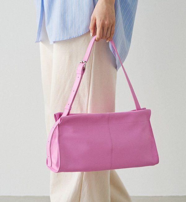  「レザーショルダーバッグ」|ショルダー・メッセンジャー|ピンク