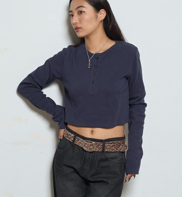  「【WEB限定】ヘンリーネックショートトップス」|Tシャツ・カットソー|
