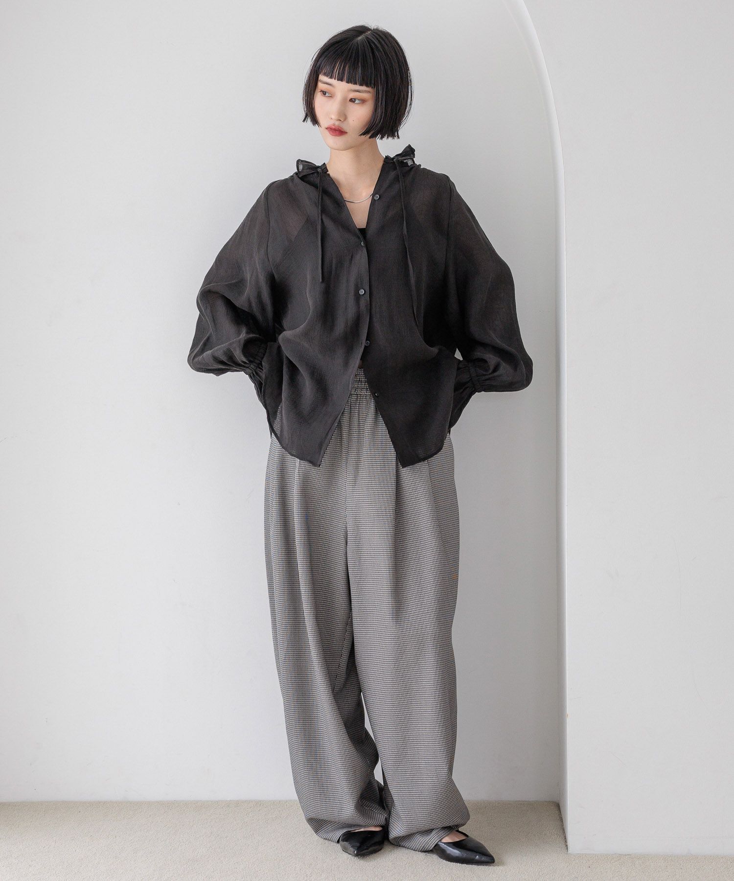 LOWRYS FARM「ＴＲイージーコクーンパンツ」|チノ|