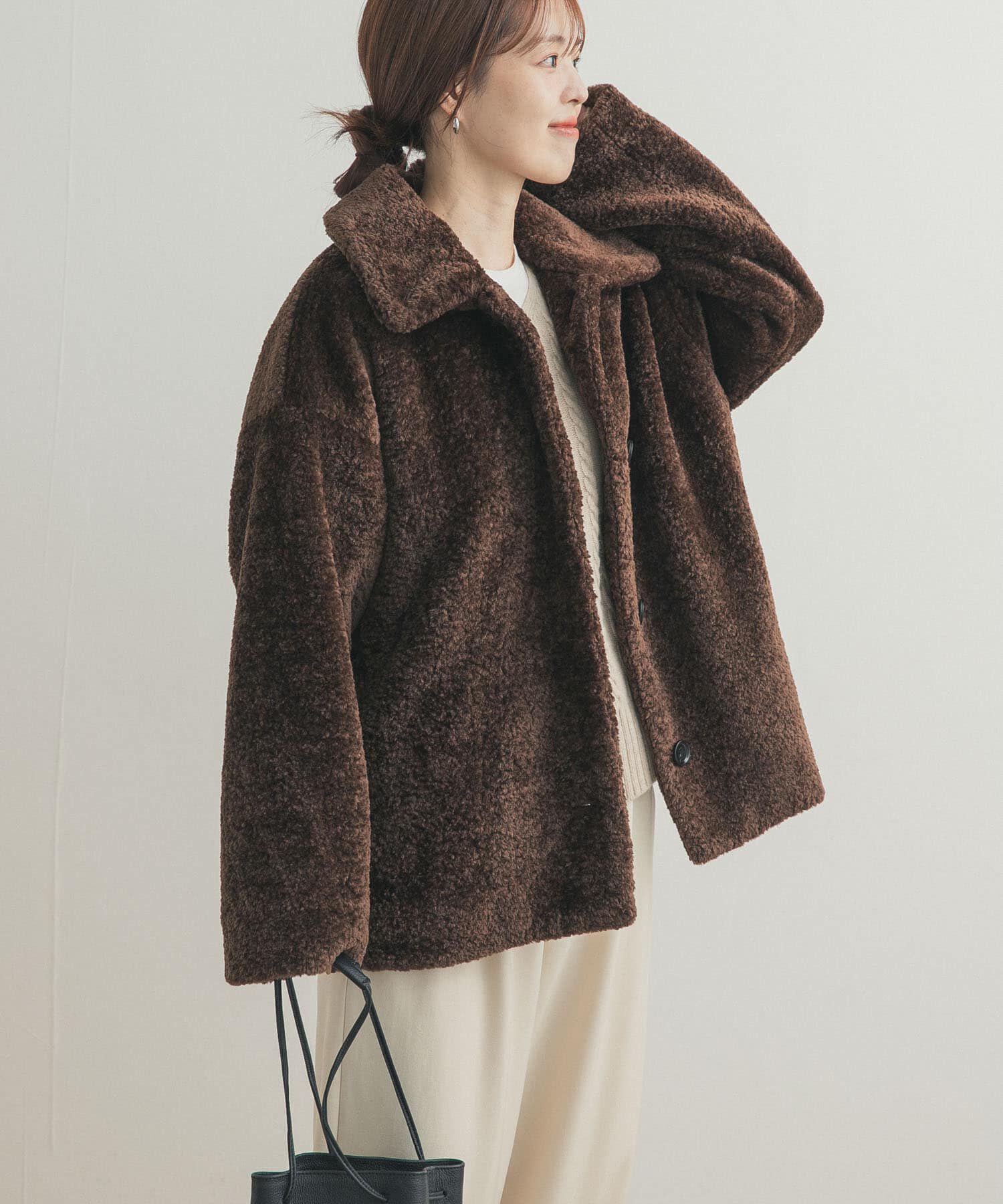 URBAN RESEARCH DOORS「コクーンシルエットボアコート」|ノーカラーコート|ブラウン