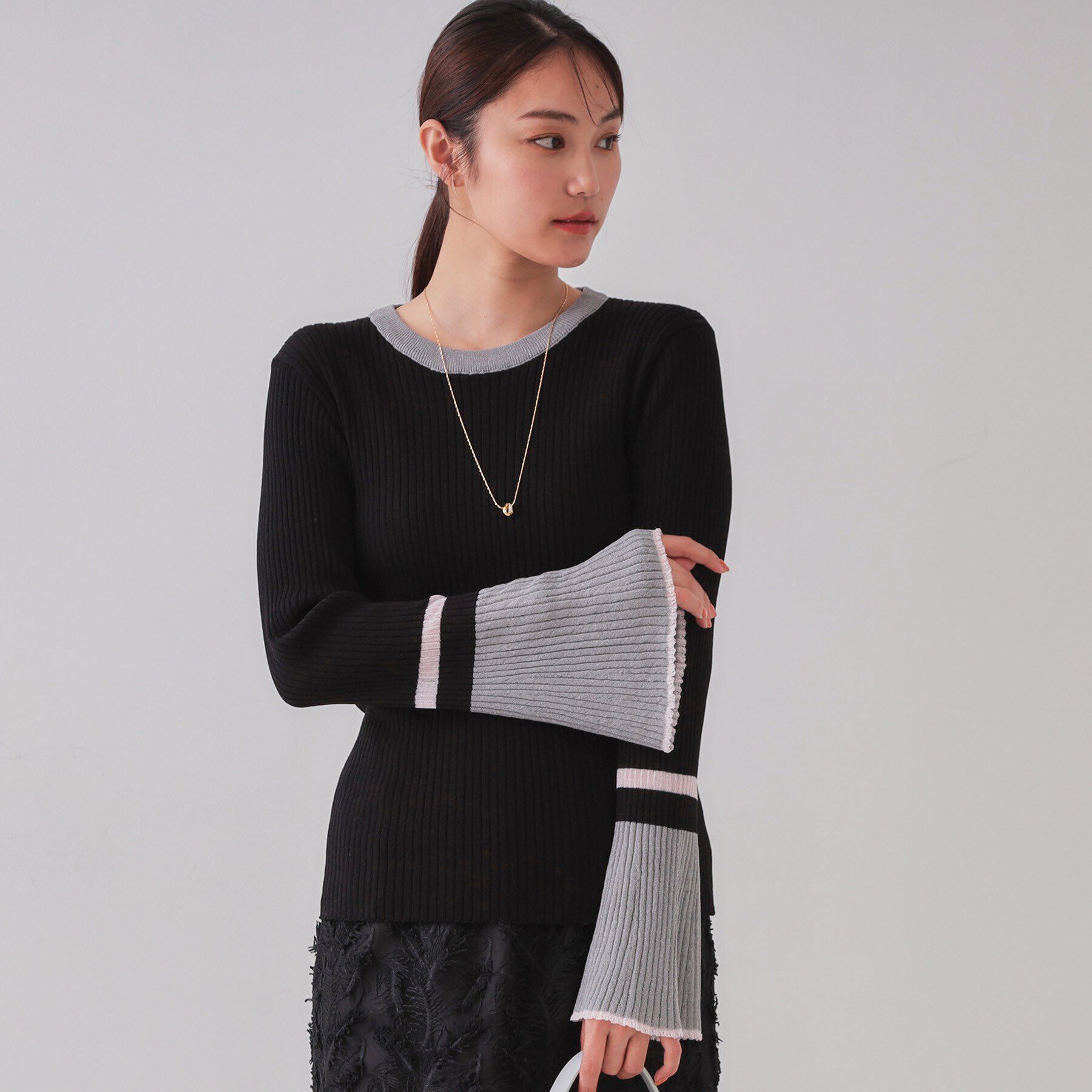 OPAQUE.CLIP「配色フレアスリーブワイドリブニット【洗濯機洗い可】」|ニット・セーター|