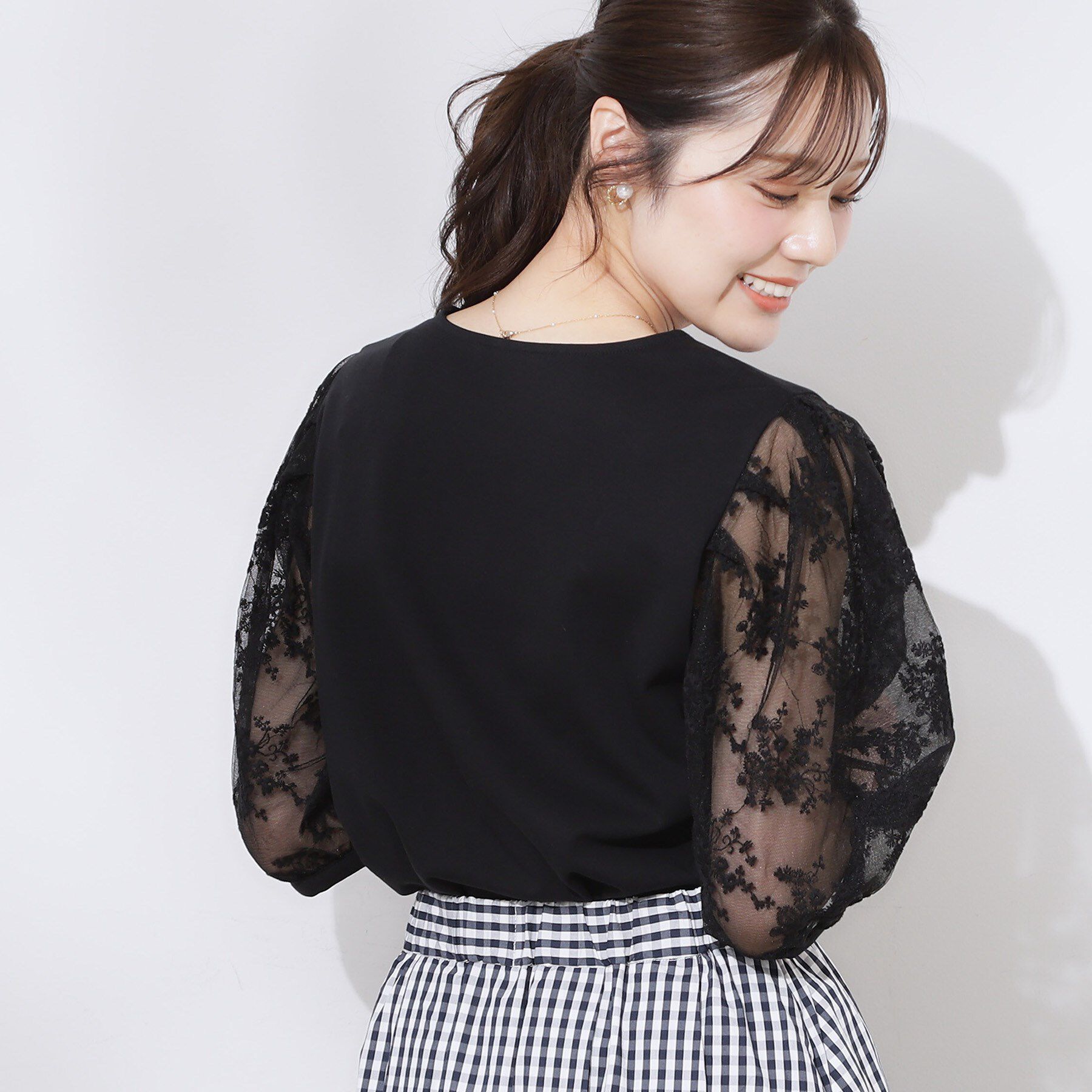Couture broach「【接触冷感・UV・マシンウォッシャブル】袖レースデザイントップス」|Tシャツ・カットソー|