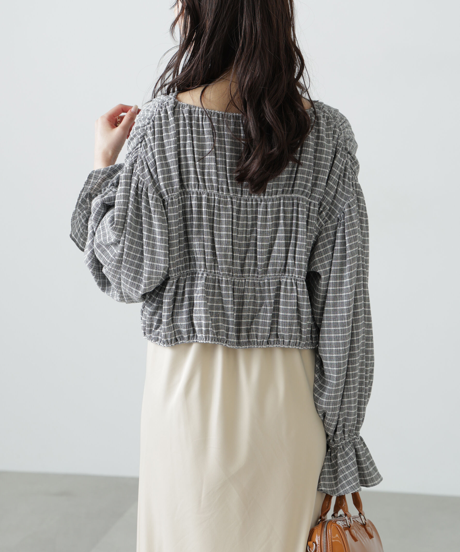  「シアーギャザー前開き短丈ブラウス」|シャツ・ブラウス|