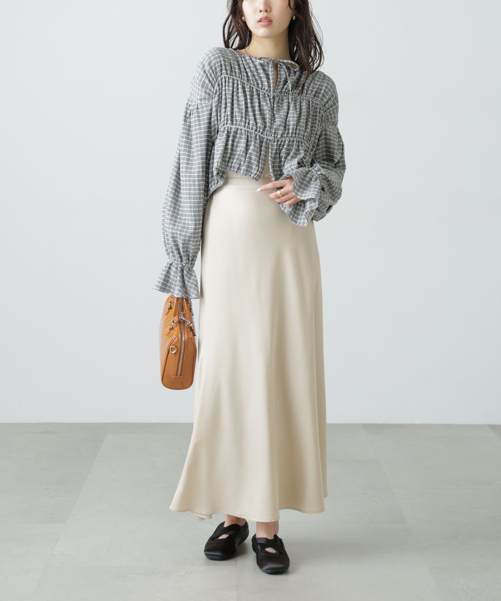  「シアーギャザー前開き短丈ブラウス」|シャツ・ブラウス|