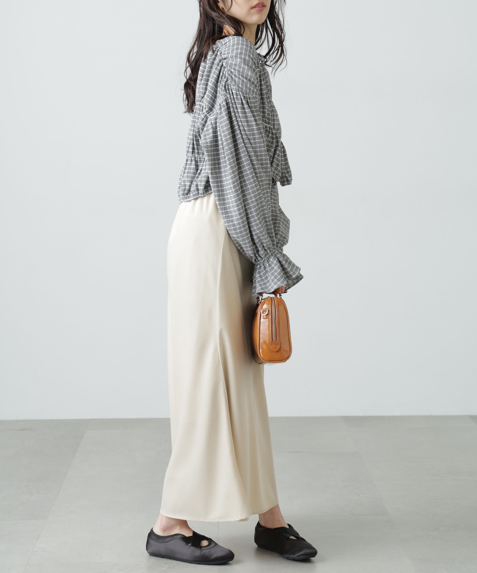  「シアーギャザー前開き短丈ブラウス」|シャツ・ブラウス|