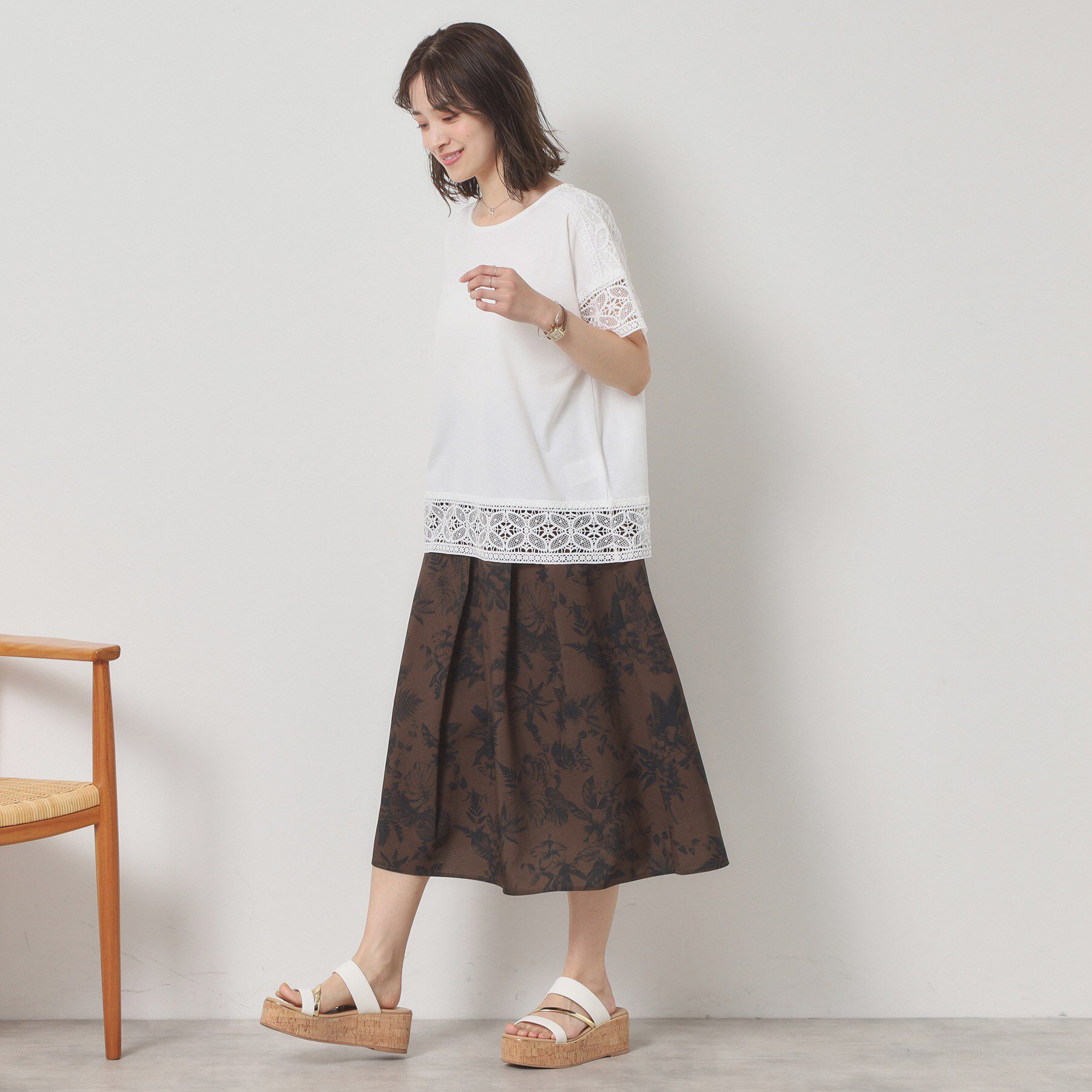 ITS&rsquo;DEMO「【清涼感／ウエスト後ろゴム／手洗い可】麻調花柄タックスカート」|スカート|