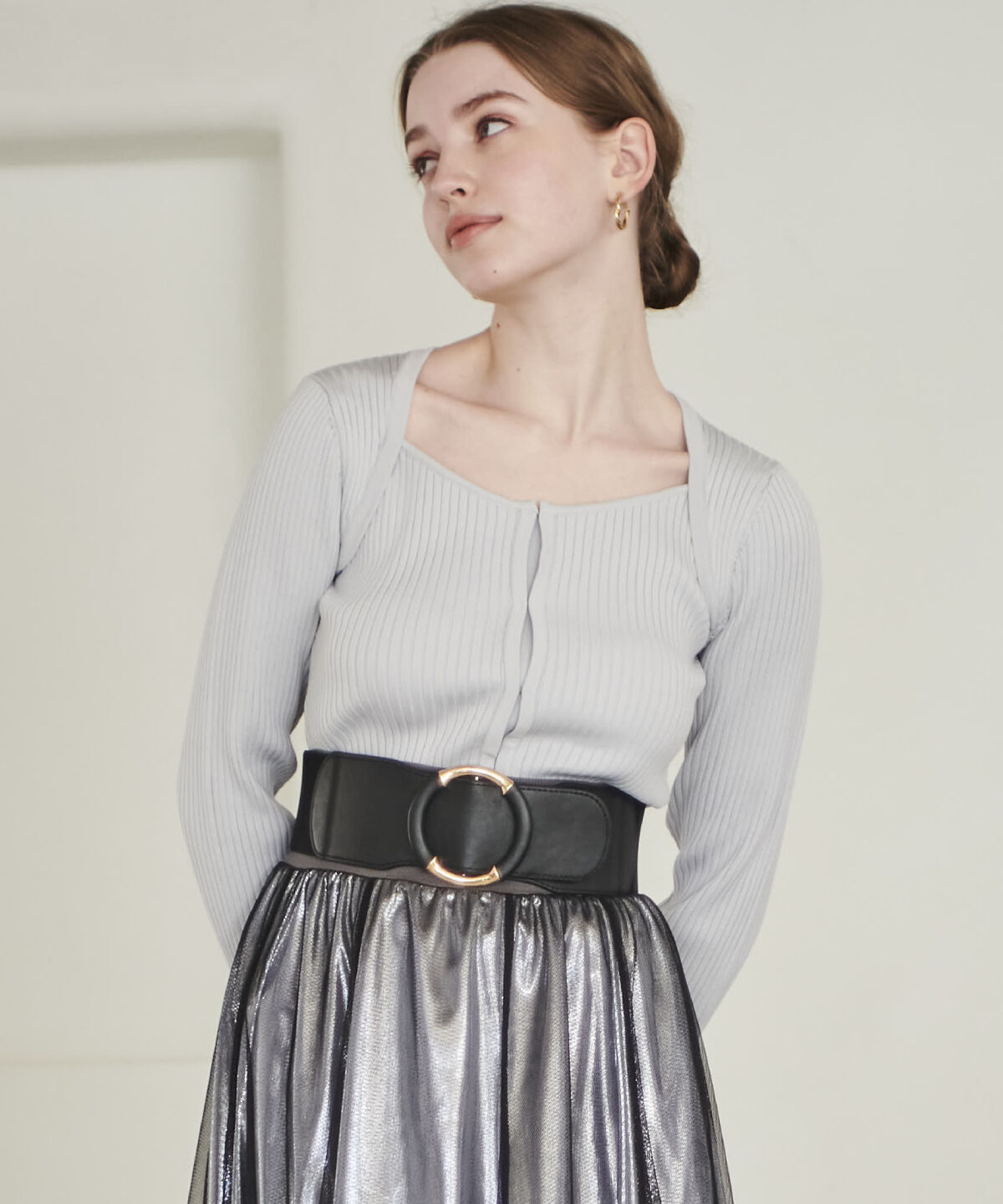 アンドクチュール「フロントホックビスチェライクプルオーバー」|ニット・セーター|ライトグレー