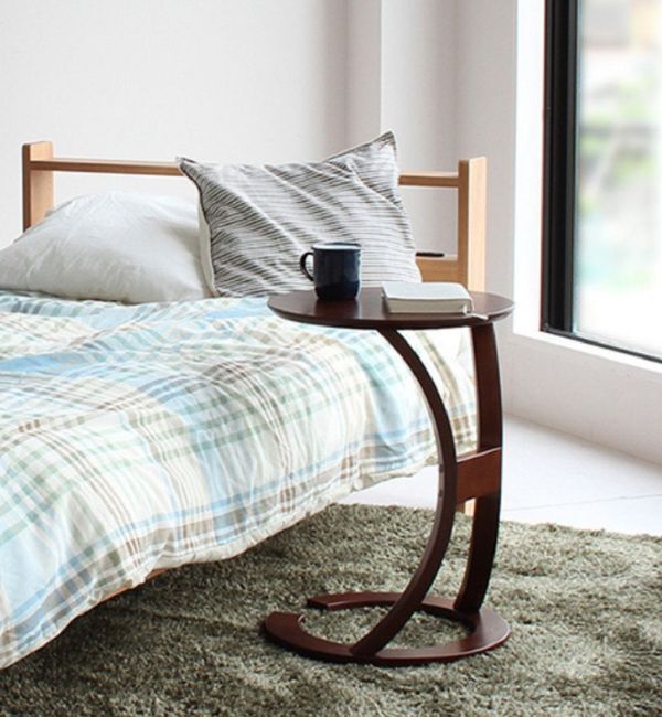 B-COMPANY「手元近くまで寄せられる　LOTUSサイドテーブル」|ステーショナリー|