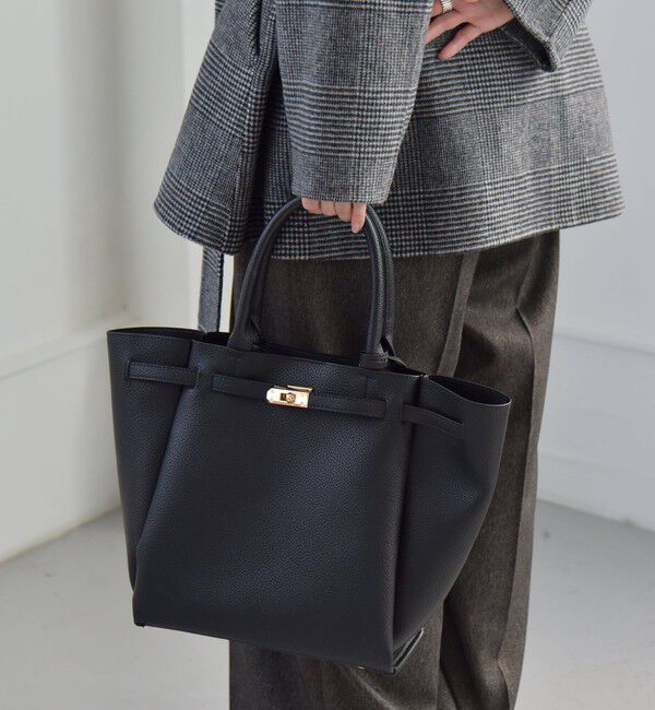 quaranciel「《一部追加予約》quaranciel: A4 ベルト トート」|トートバッグ|