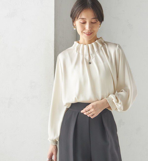 SHIPS for women「《一部追加予約》【一部WEB限定】〈手洗い可能〉ヴィンテージ サテン ネック ギャザー ブラウス」|シャツ・ブラウス|