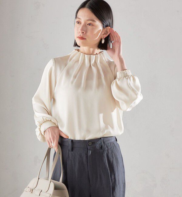 SHIPS for women「《一部追加予約》【一部WEB限定】〈手洗い可能〉ヴィンテージ サテン ネック ギャザー ブラウス」|シャツ・ブラウス|