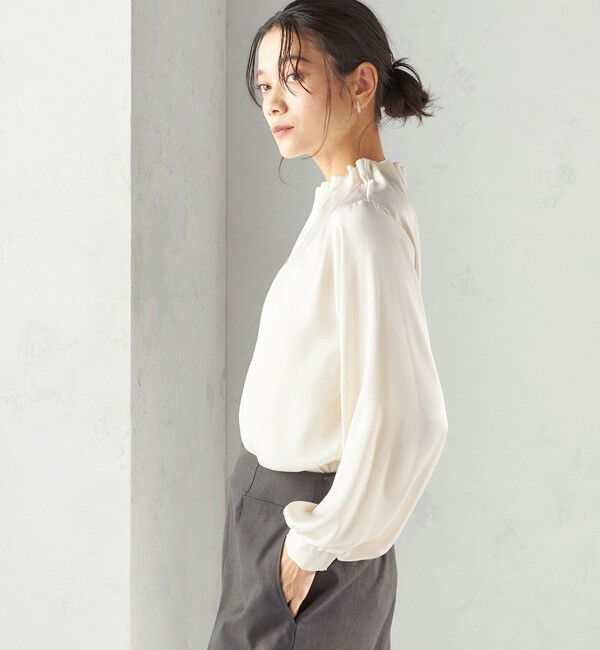 SHIPS for women「《一部追加予約》【一部WEB限定】〈手洗い可能〉ヴィンテージ サテン ネック ギャザー ブラウス」|シャツ・ブラウス|