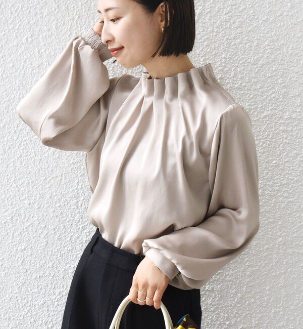 SHIPS for women「《一部追加予約》【一部WEB限定】〈手洗い可能〉ヴィンテージ サテン ネック ギャザー ブラウス」|シャツ・ブラウス|