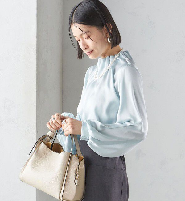 SHIPS for women「《一部追加予約》【一部WEB限定】〈手洗い可能〉ヴィンテージ サテン ネック ギャザー ブラウス」|シャツ・ブラウス|