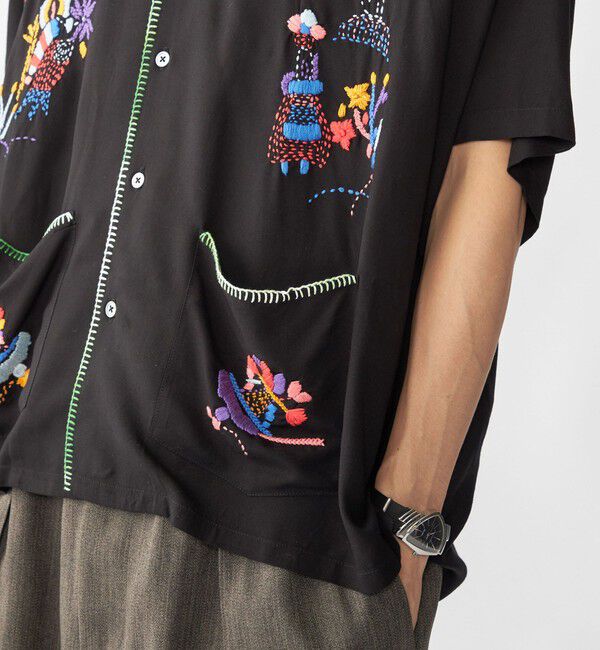 SHIPS「RAJAT: ハンド エンブロイダリー ショートスリーブ シャツ」|シャツ・ブラウス|