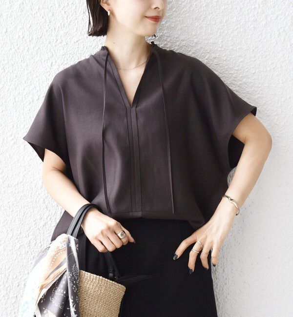 SHIPS for women「《予約》〈手洗い可能〉襟 フリル バック ギャザー ブラウス」|シャツ・ブラウス|ブラウン