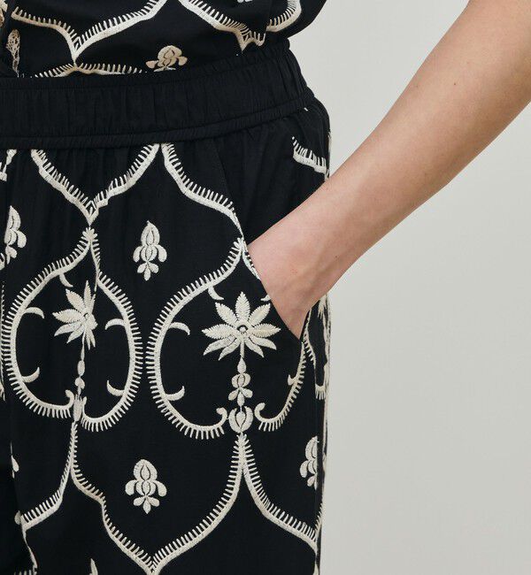 TOMORROWLAND GOODS「Devotion TWINS エンブロイダリーパンツ」|その他|