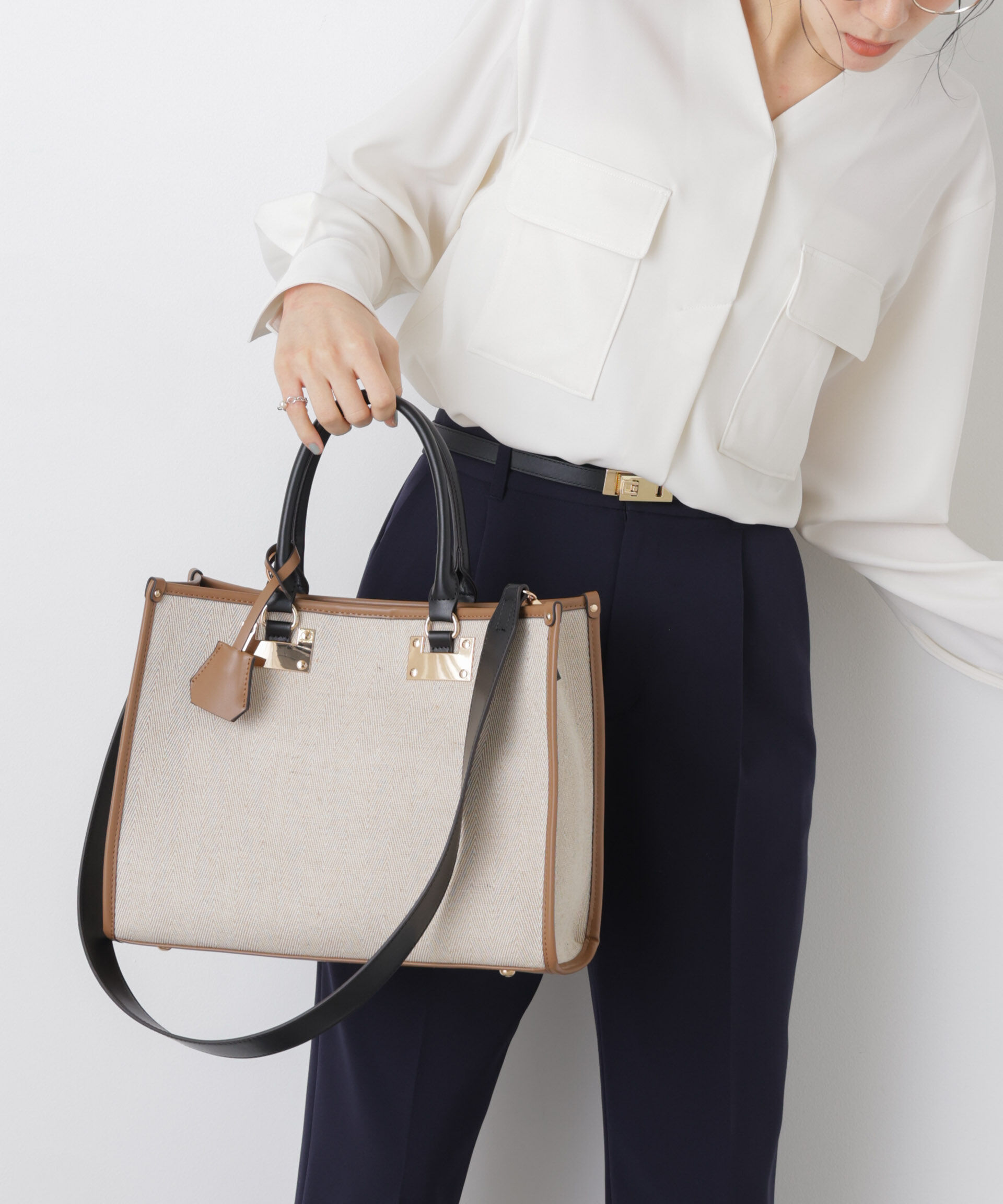 nano･universe「バイカラーキャンバスバッグ」|ショルダー・メッセンジャー|