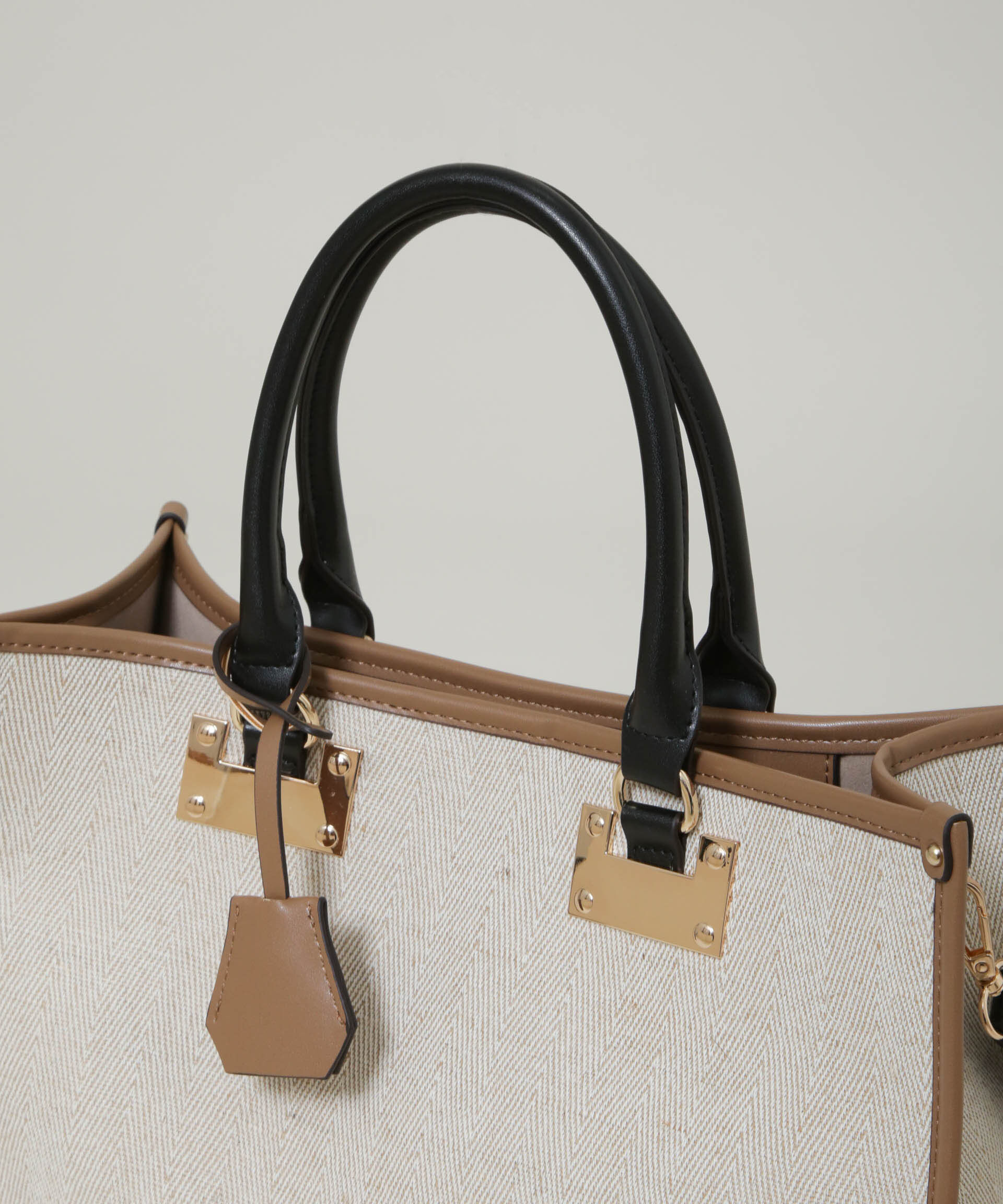 nano･universe「バイカラーキャンバスバッグ」|ショルダー・メッセンジャー|