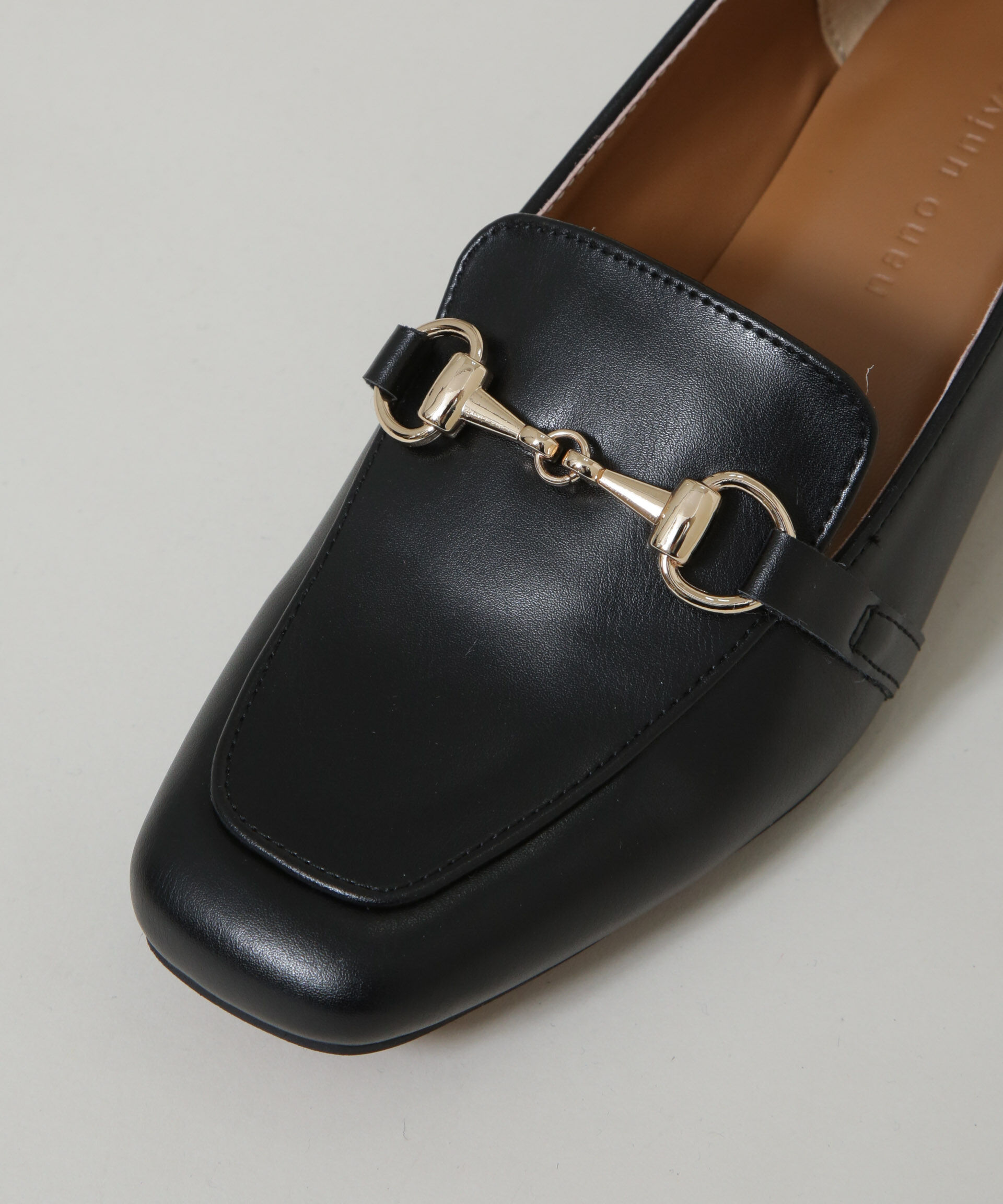 nano･universe「ゴールドパーツヒールローファー」|ビジネス・ドレスシューズ|