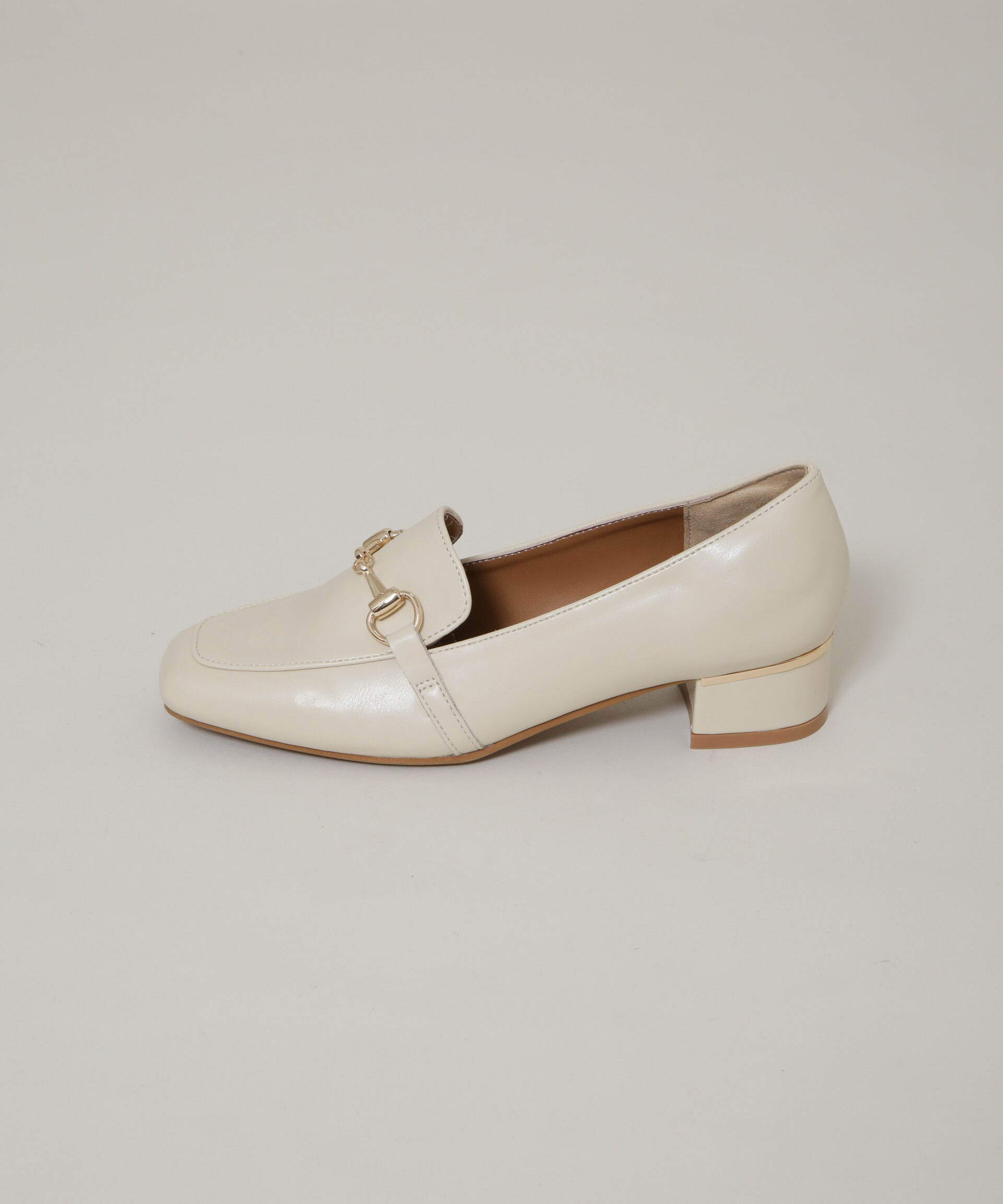 nano･universe「ゴールドパーツヒールローファー」|ビジネス・ドレスシューズ|