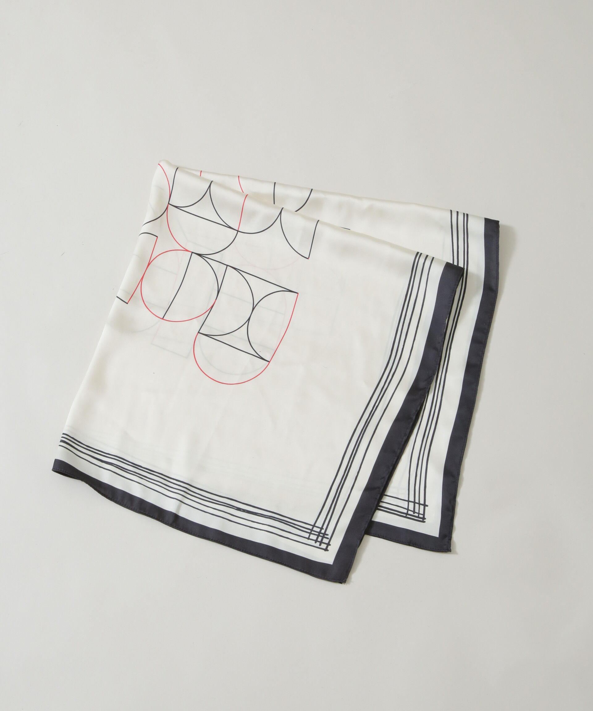 nano･universe「幾何柄スカーフ」|マフラー|