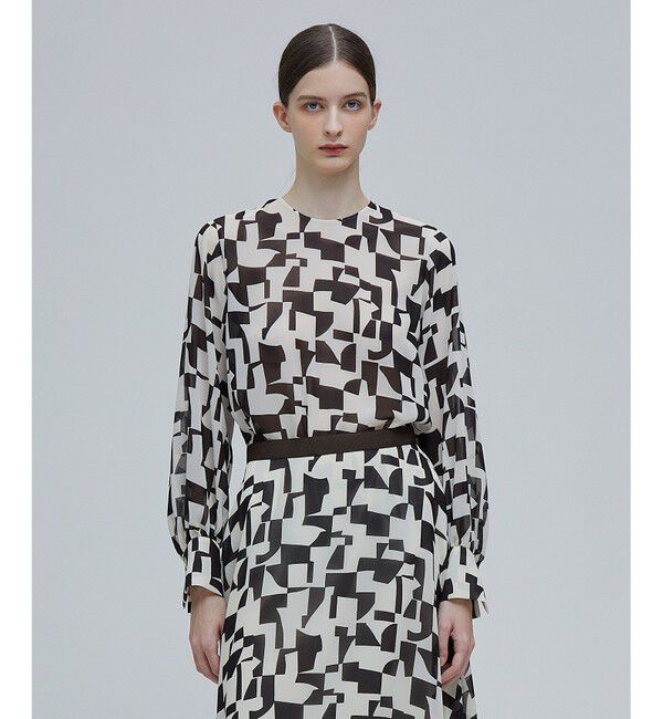 BEIGE,「LUCIE / ノーカラーブラウス」|シャツ・ブラウス|Absinthe&times;Brown