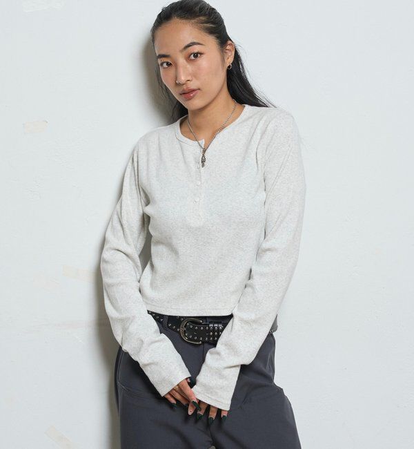  「【WEB限定】ヘンリーネックショートトップス」|Tシャツ・カットソー|