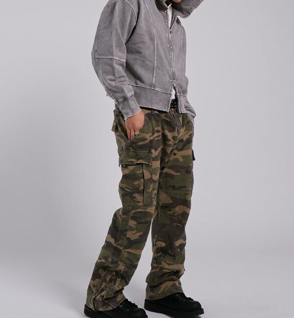  「KOOKY'N ケミカルスタッズ切り替えジップパーカー」|パーカー|