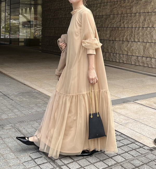  「【オケージョン/サイズ展開あり/人気につき再販】チュールハイネックワンピース」|ワンピース|ベージュ