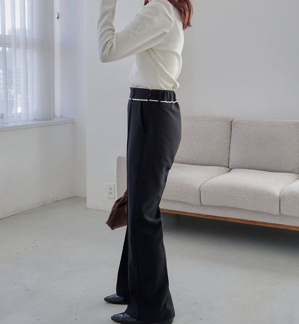  「【低身長サイズあり】ピンタックフレアパンツ」|チノ|