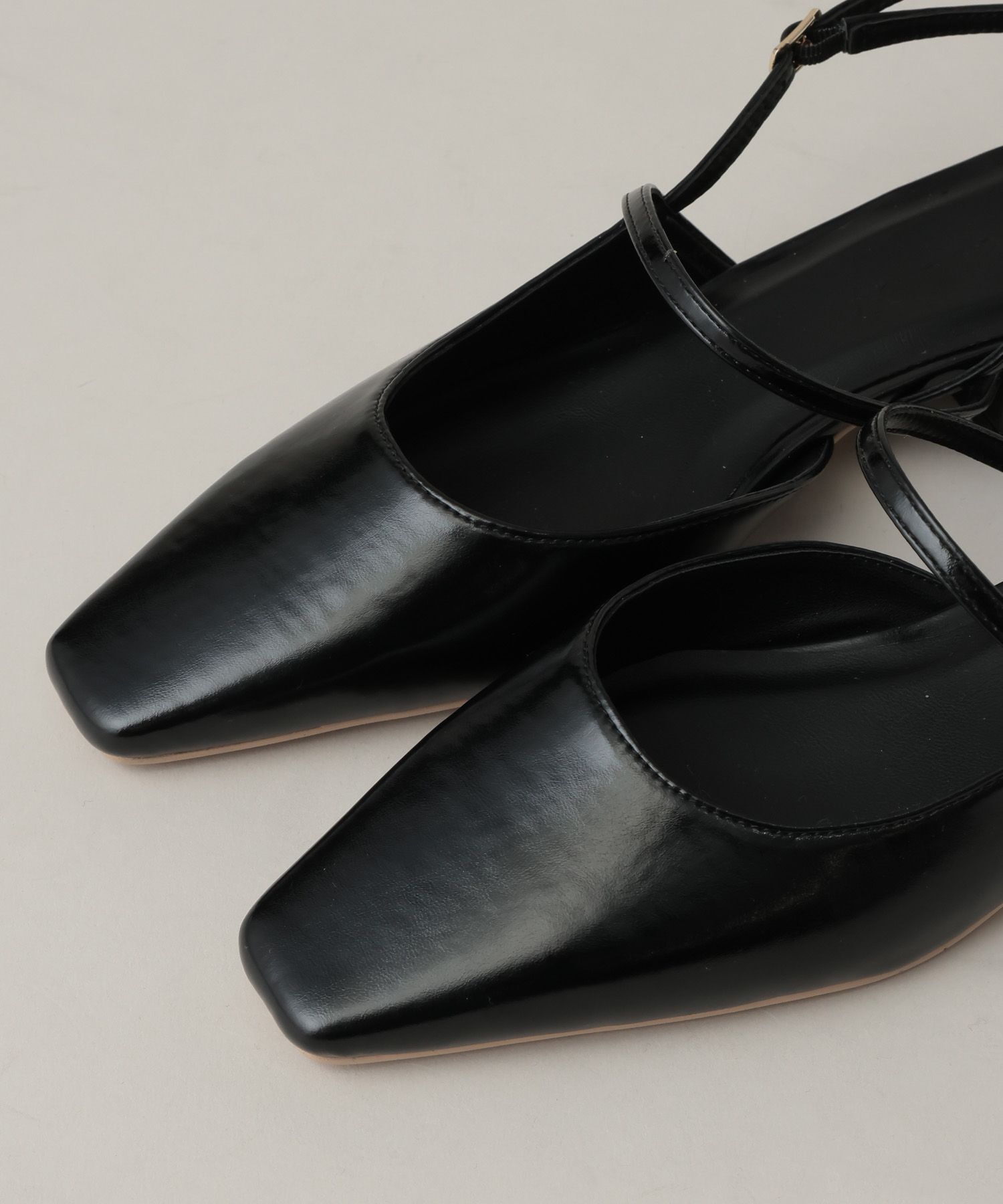 A part by 「 ワンストラップフラットミュール」|その他|