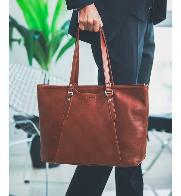 alfredoBANNISTER「【SEEKER 別注】定番 レザートート / A4サイズ対応 キーストラップ付き」|トートバッグ|