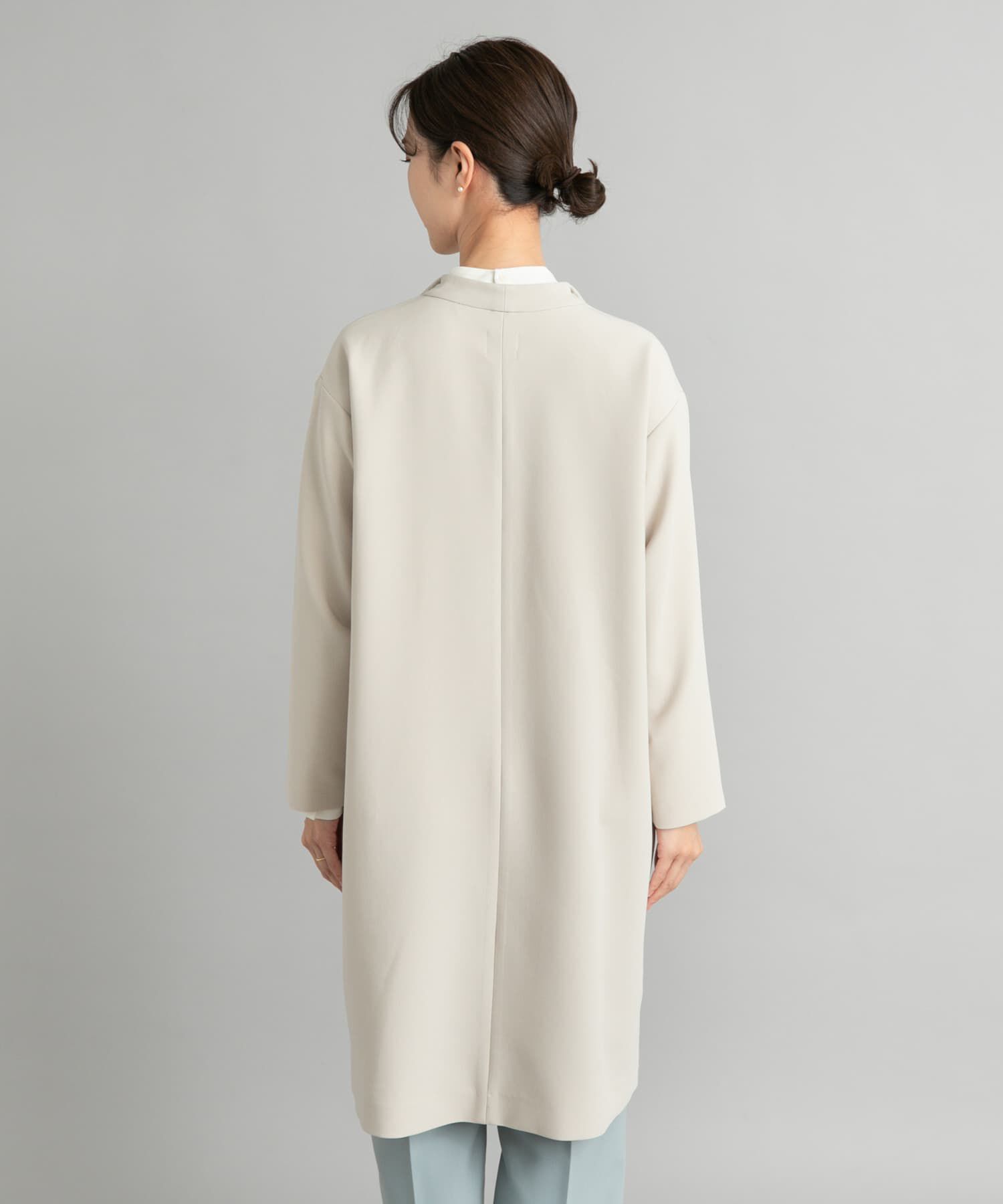 URBAN RESEARCH DOORS「ダブルクロスガウンコート」|ノーカラーコート|