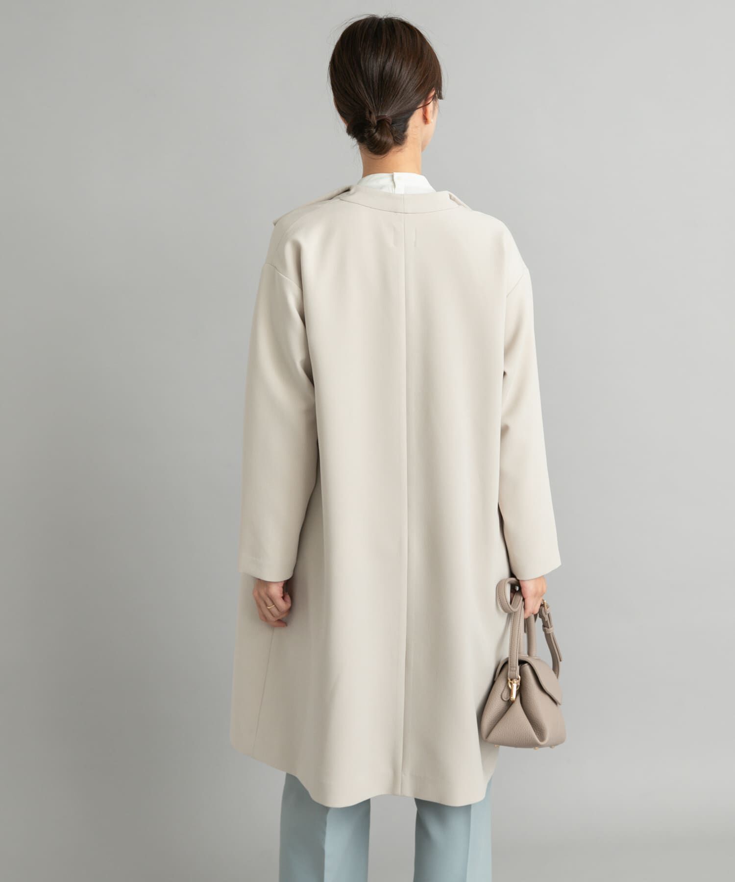 URBAN RESEARCH DOORS「ダブルクロスガウンコート」|ノーカラーコート|