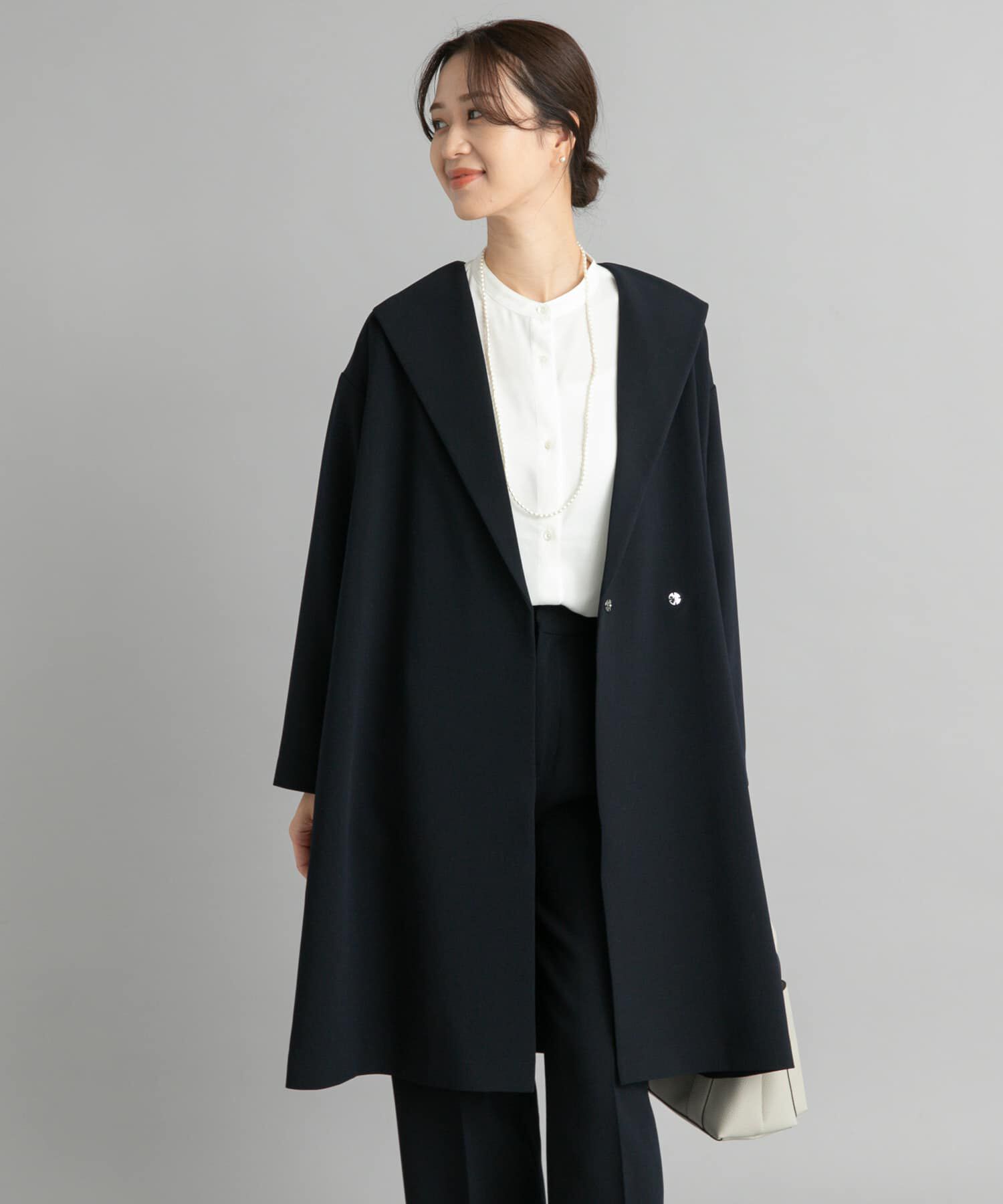 URBAN RESEARCH DOORS「ダブルクロスガウンコート」|ノーカラーコート|