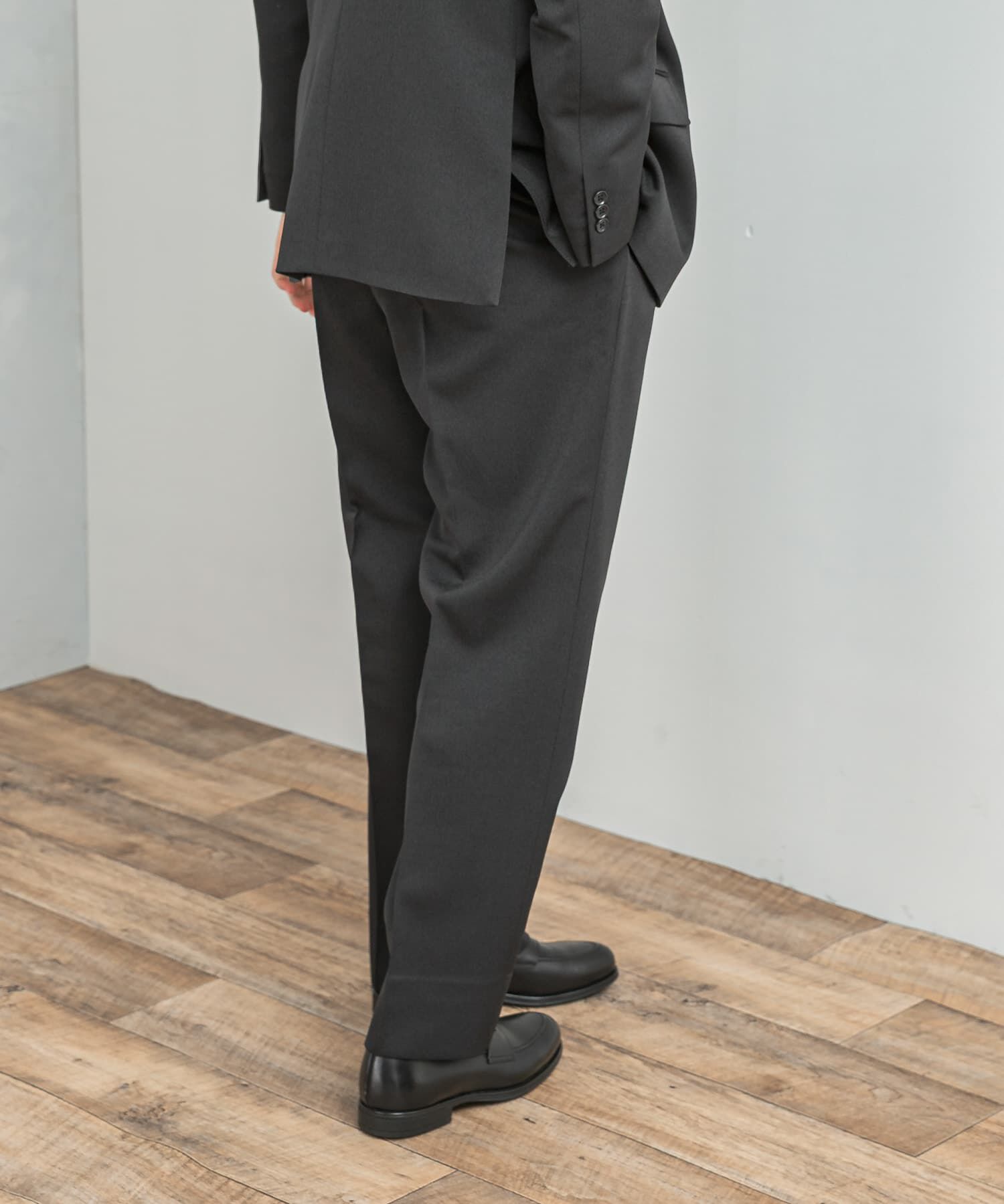 URBAN RESEARCH DOORS「LIFE STYLE TAILOR　レトロヘリンボンストレッチ2タックパンツ」|スラックス|