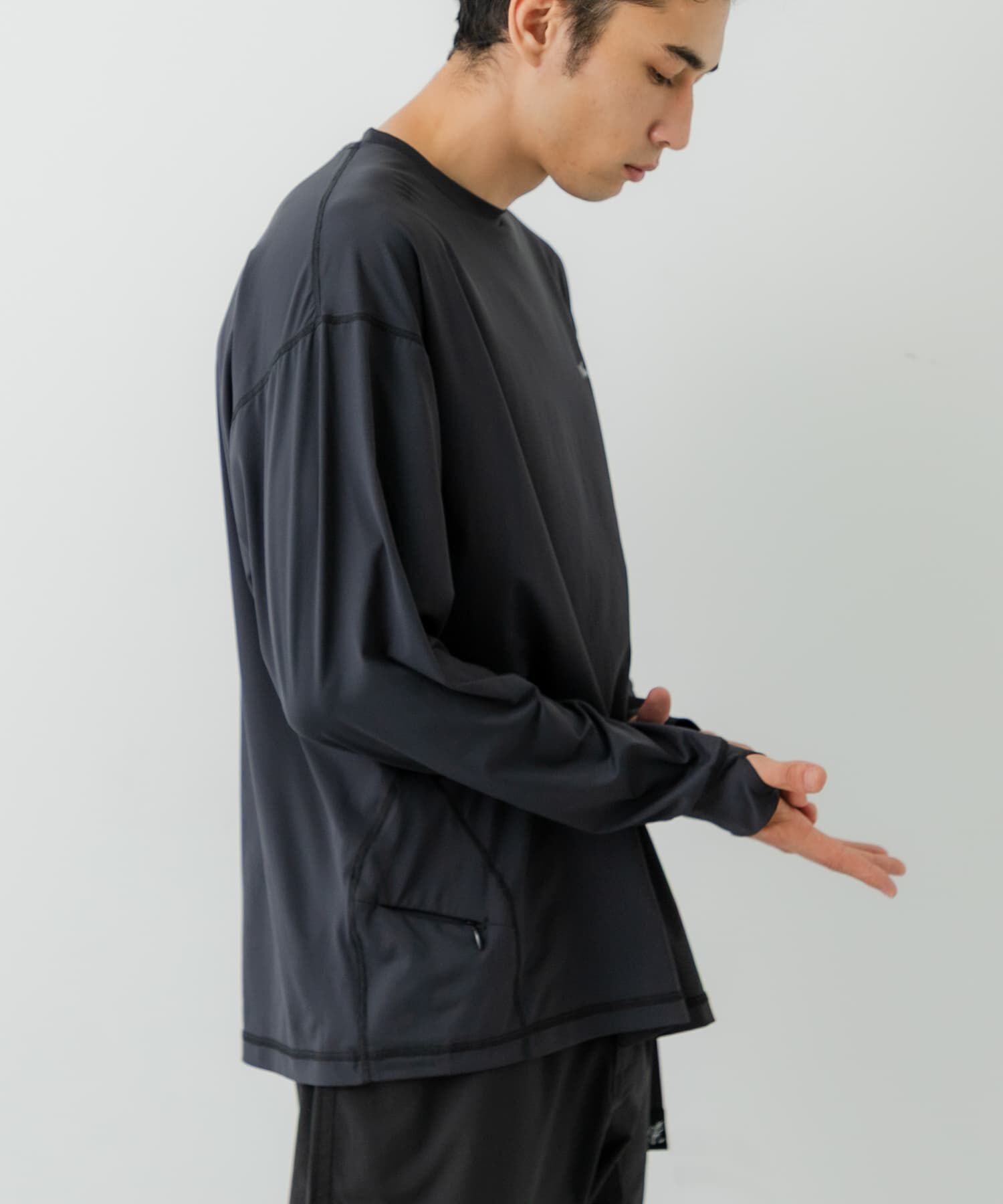 URBAN RESEARCH「『別注』NANGA&times;URBAN RESEARCH RASH GUARD LONG-SLEEVE」|Tシャツ・カットソー|