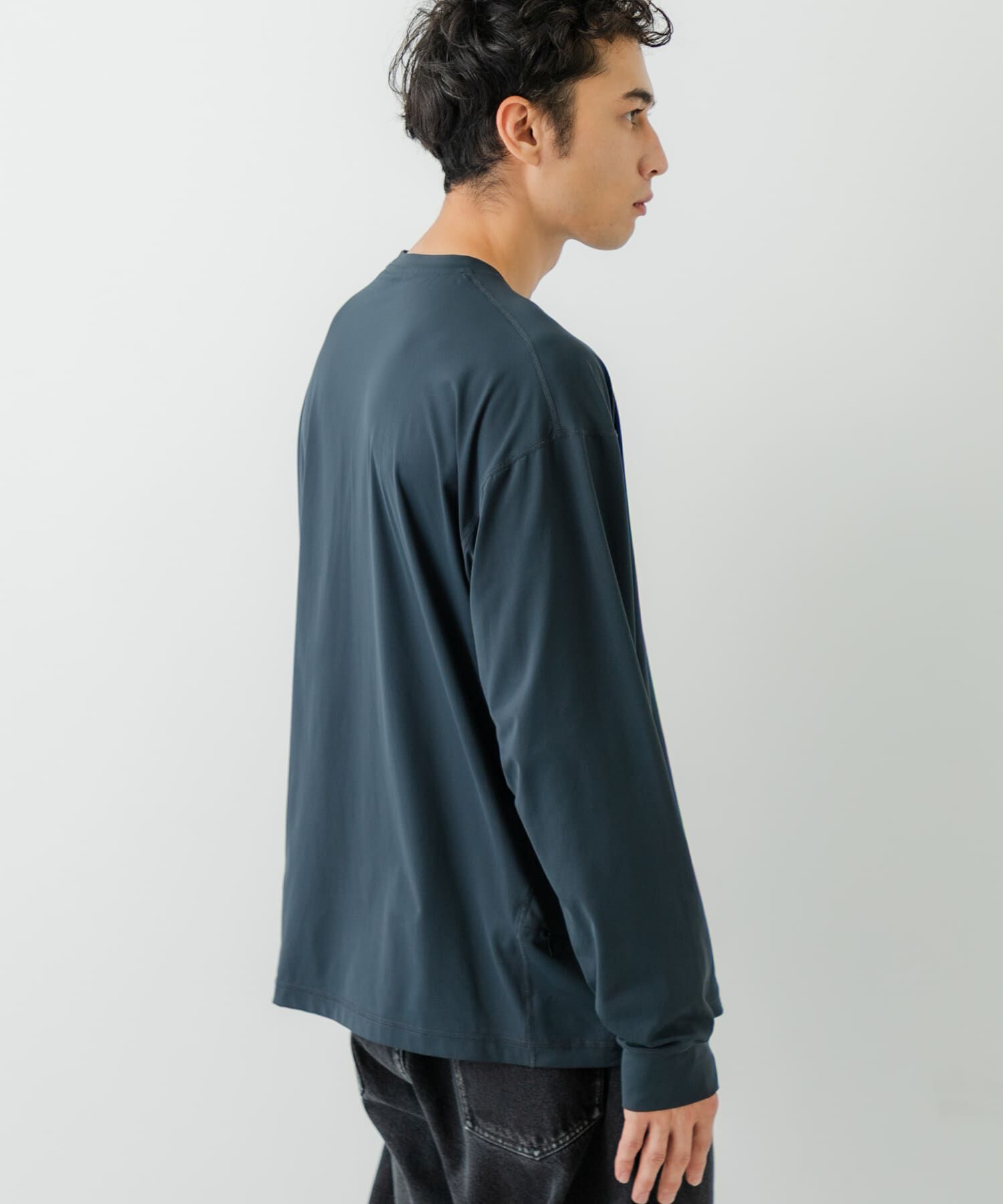 URBAN RESEARCH「『別注』NANGA&times;URBAN RESEARCH RASH GUARD LONG-SLEEVE」|Tシャツ・カットソー|
