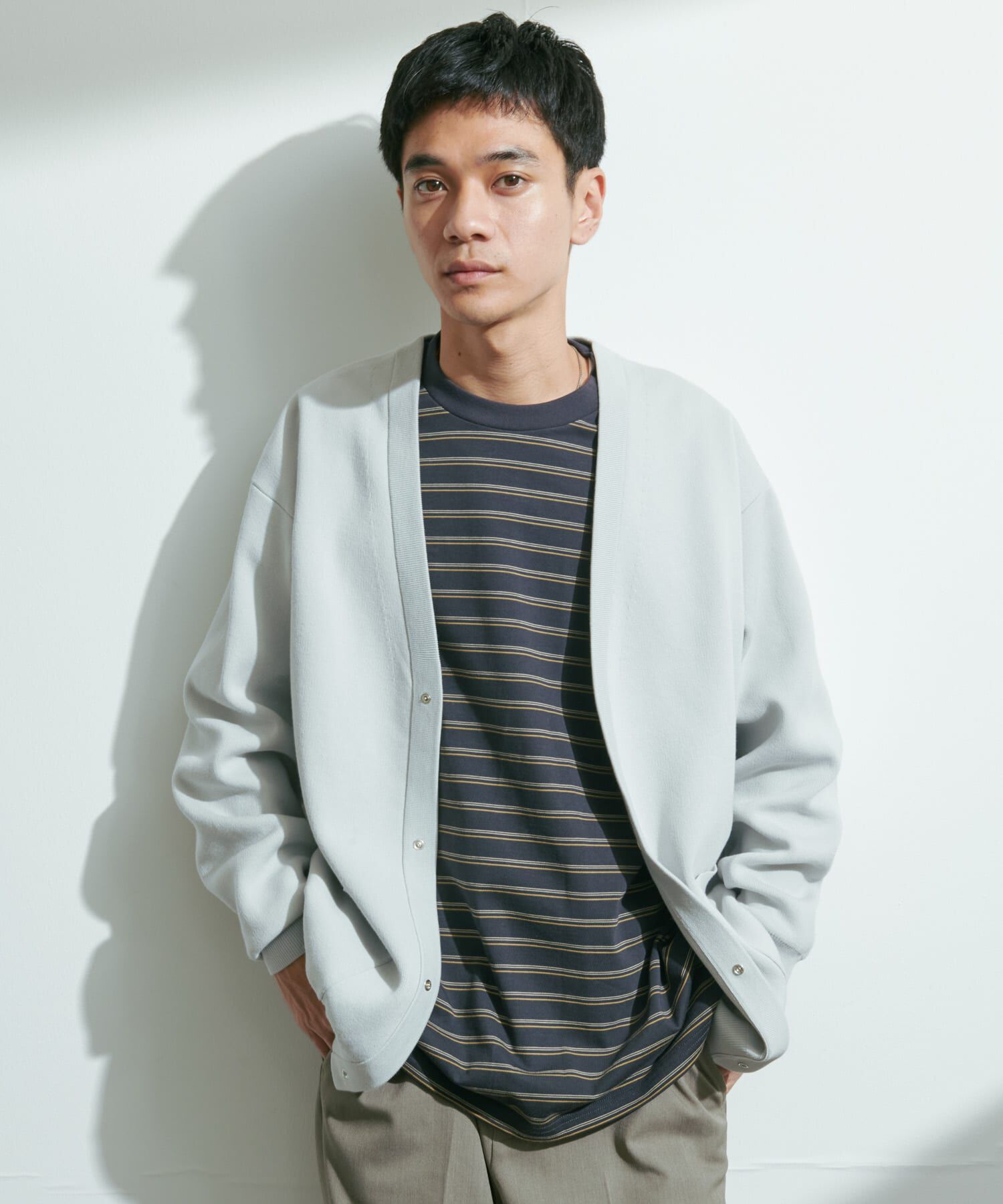URBAN RESEARCH DOORS「『UR TECH Renew Knit』Vネックカーディガン」|カーディガン|