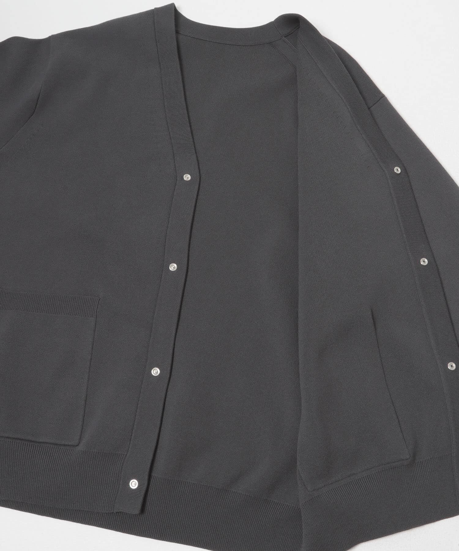 URBAN RESEARCH DOORS「『UR TECH Renew Knit』Vネックカーディガン」|カーディガン|