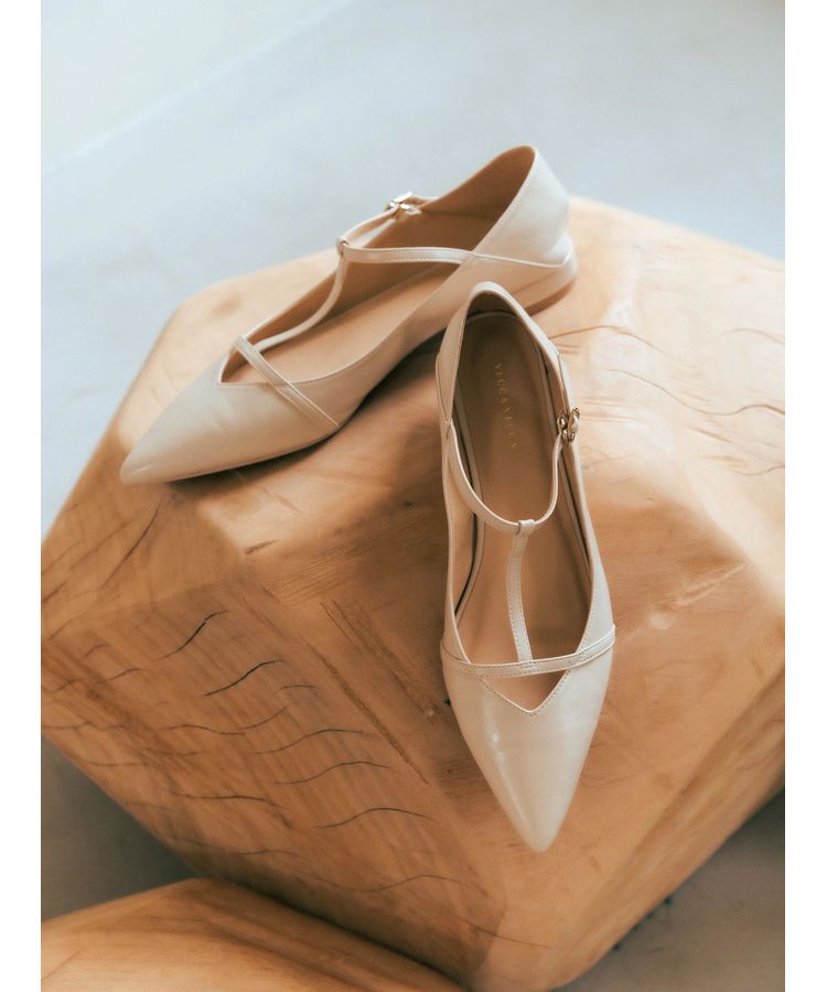 YECCA VECCA「メリージェーンTストラップパンプス」|パンプス|Ivory