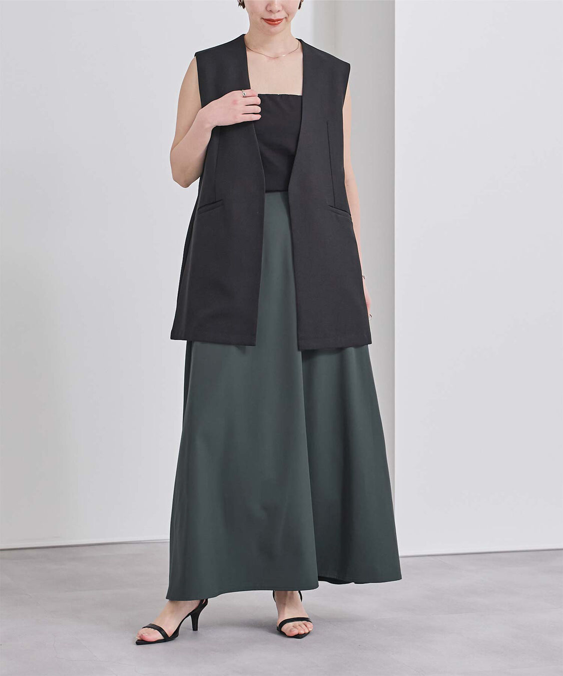 ur's「撥水フレアドレープスカート」|スカート|